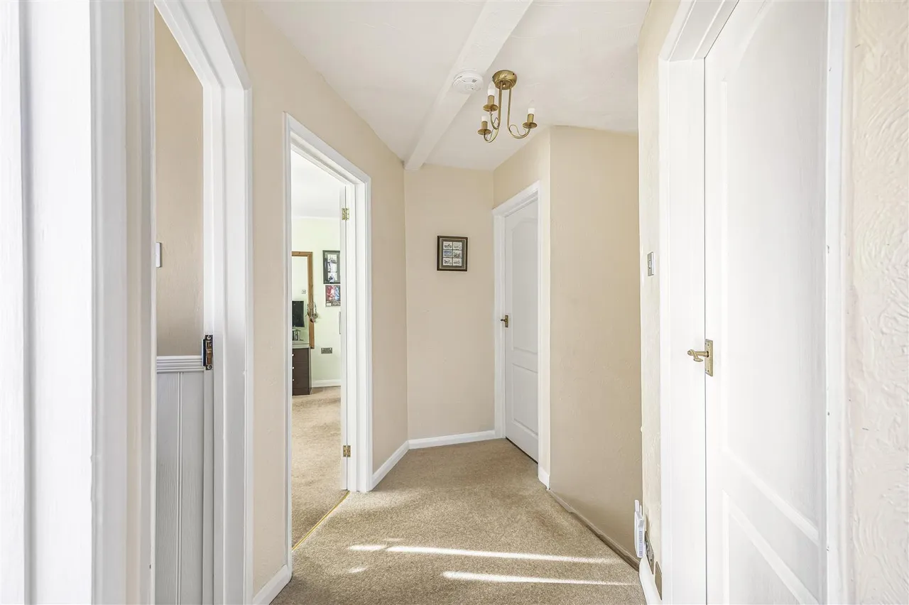 Mayfield Avenue, Peacehaven, photo 11
