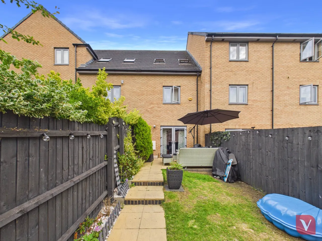 College Drive, Dunstable, LU5 4UA, photo 16