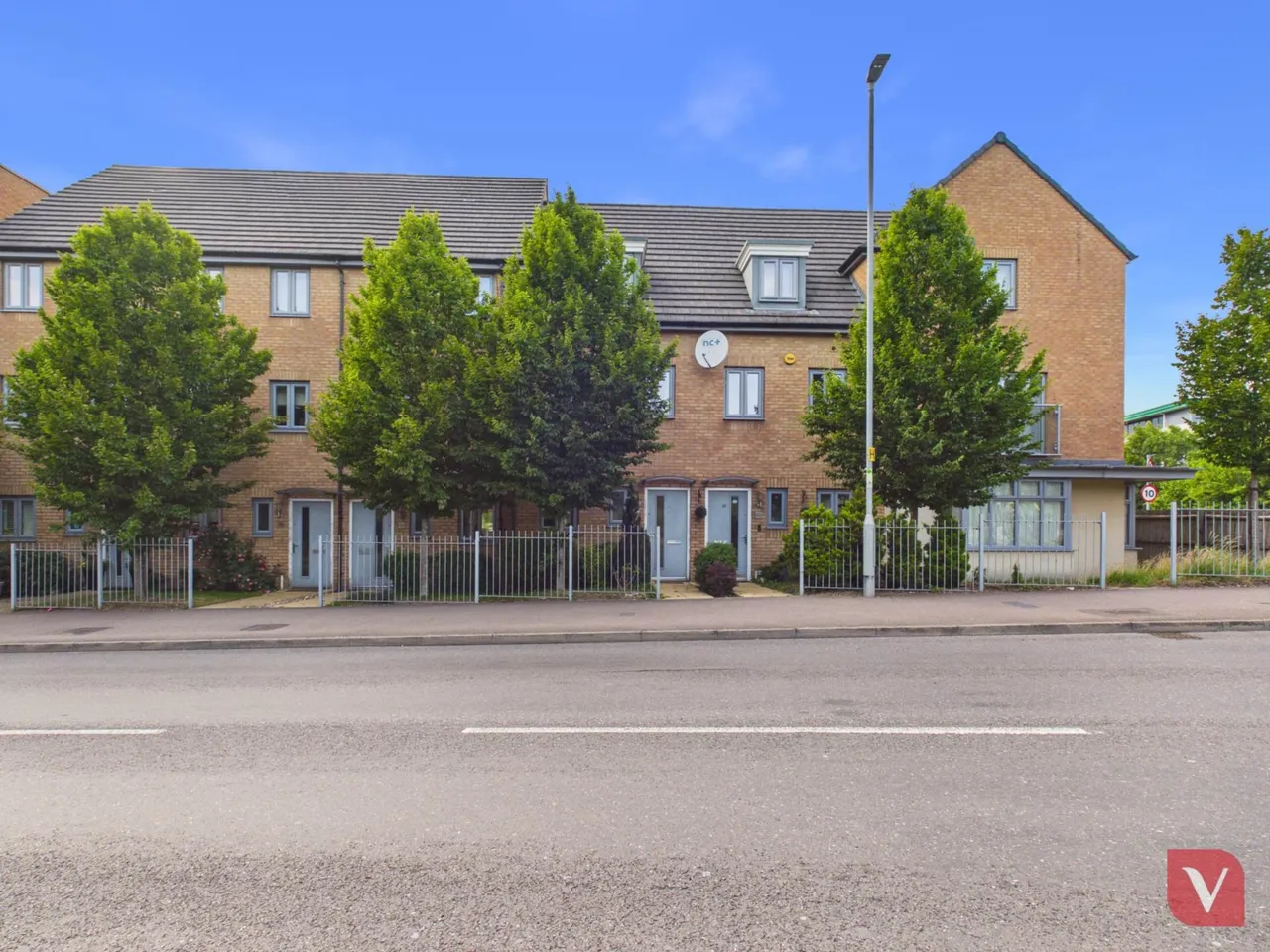 College Drive, Dunstable, LU5 4UA, photo 15