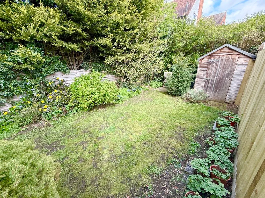 Rothschild Road, Wing LU7 0NL, photo 13