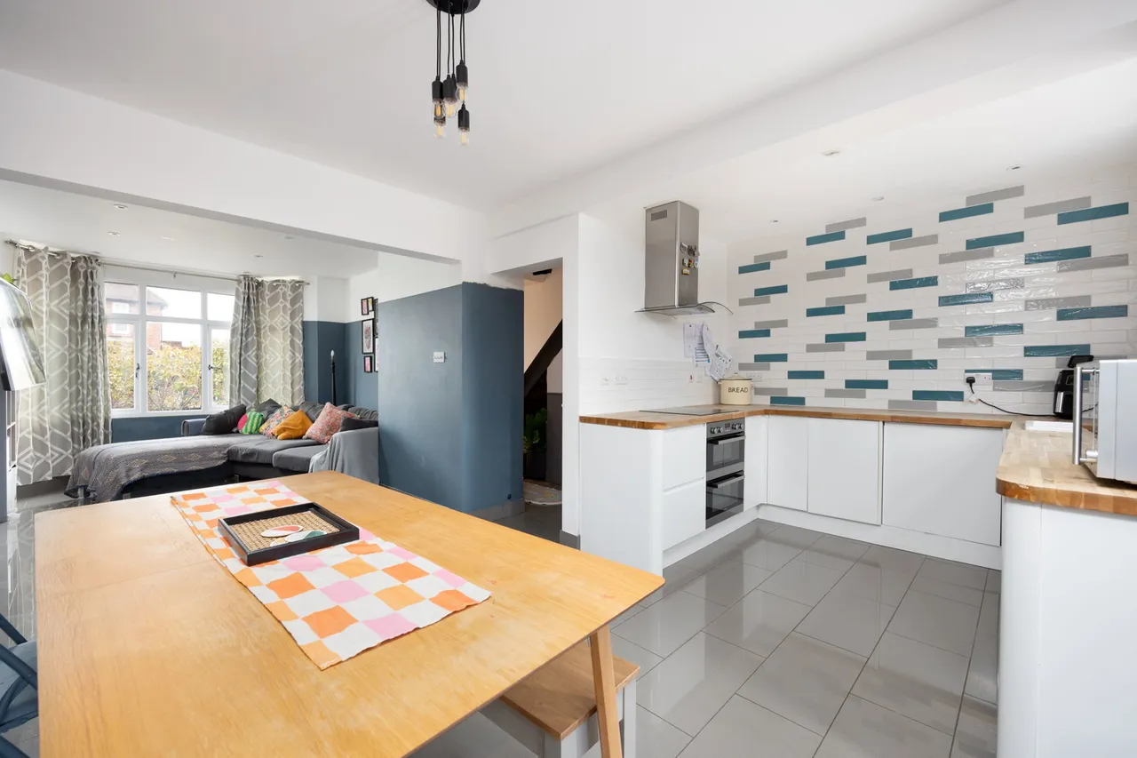 Eastleigh Road, Devizes, SN10, photo 25