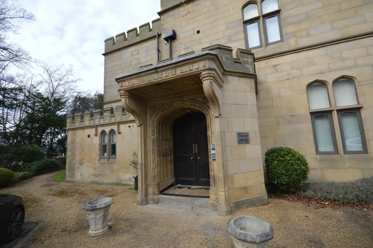 Queens Tower, Near City Centre, S2 3RW, photo 14