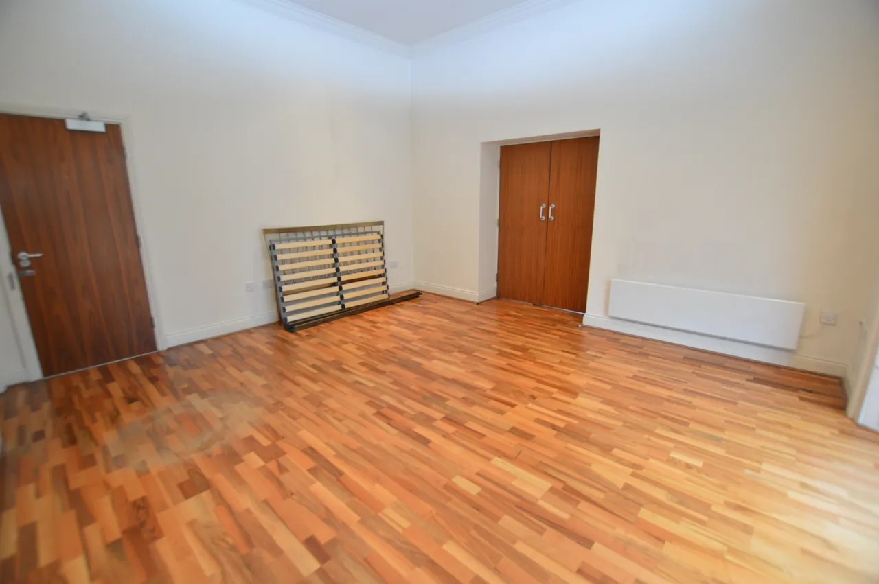 Queens Tower, Near City Centre, S2 3RW, photo 7