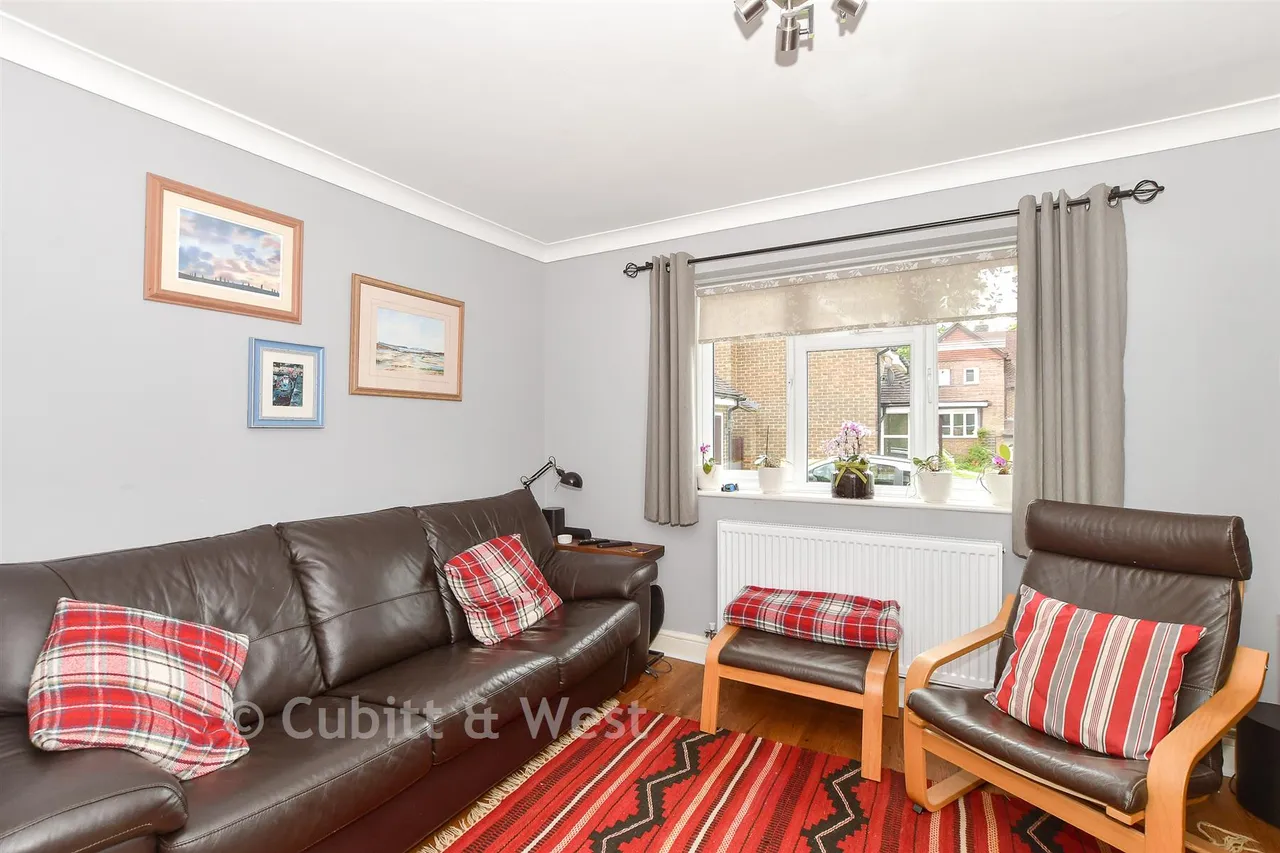 Kings Copse, East Grinstead, RH19, photo 5