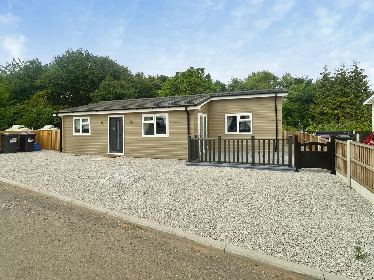 2 bed park home for sale, Digbeth Lane, All Saints Park, WV5