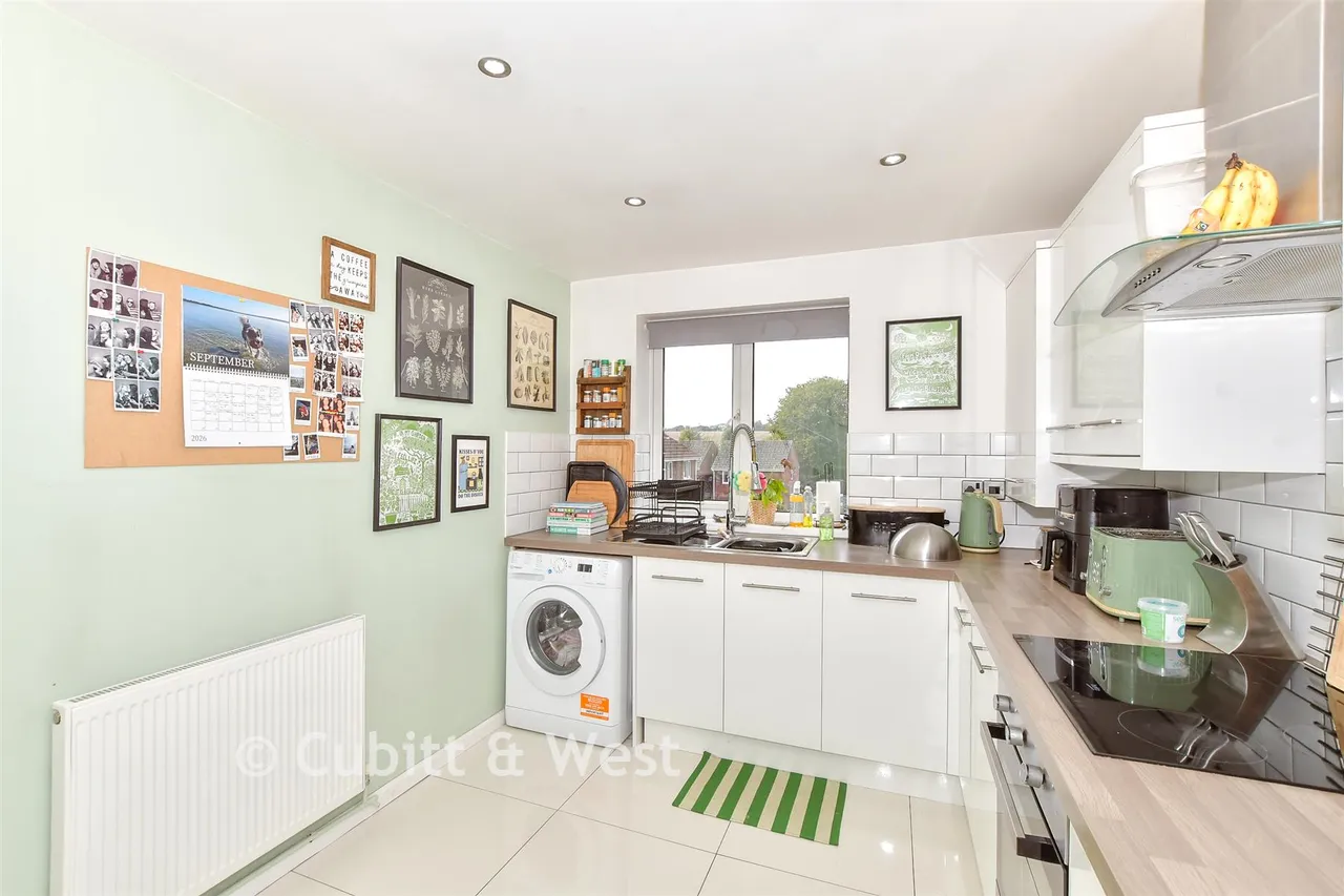 Meon Close, Waterlooville, PO8, photo 6
