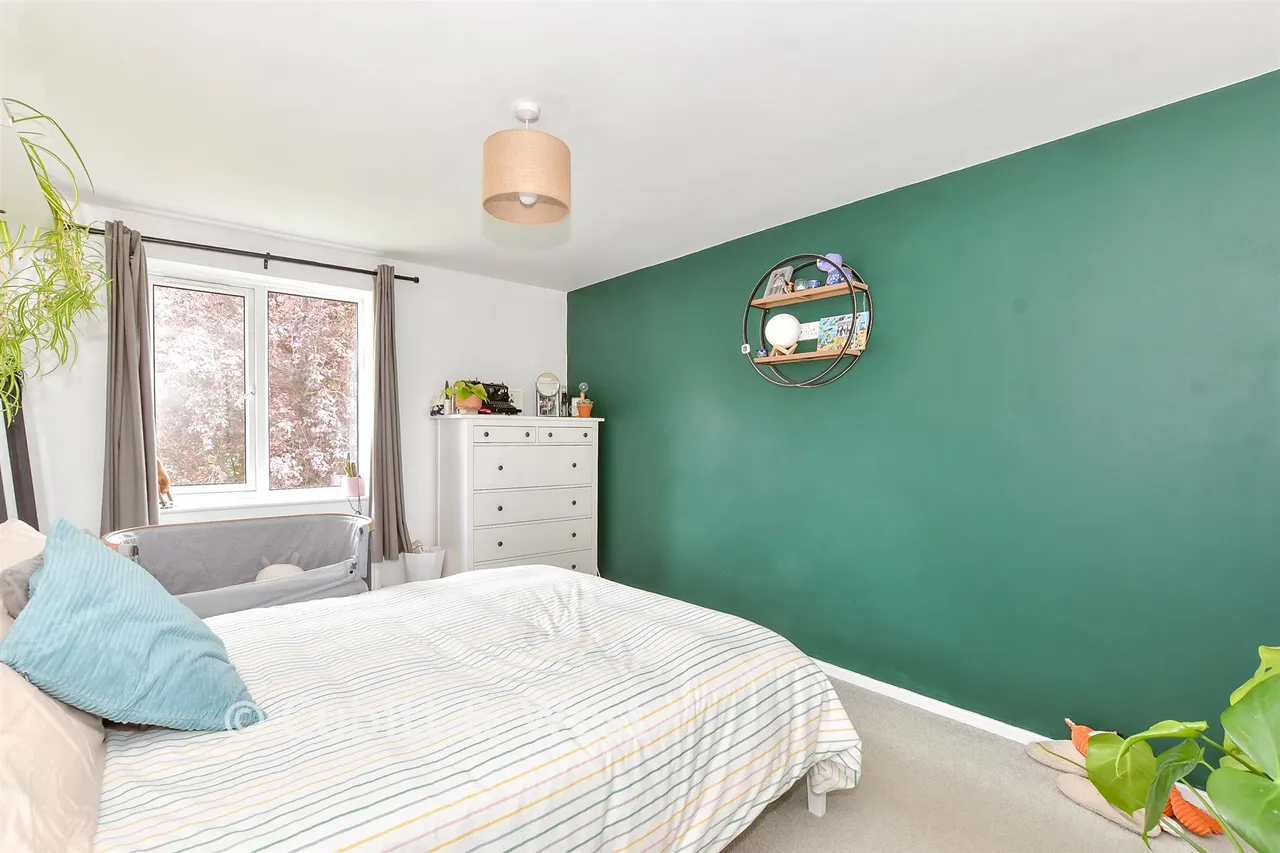 Meon Close, Waterlooville, PO8, photo 8