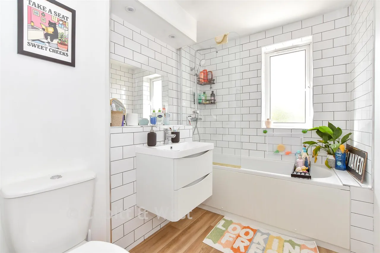 Meon Close, Waterlooville, PO8, photo 9