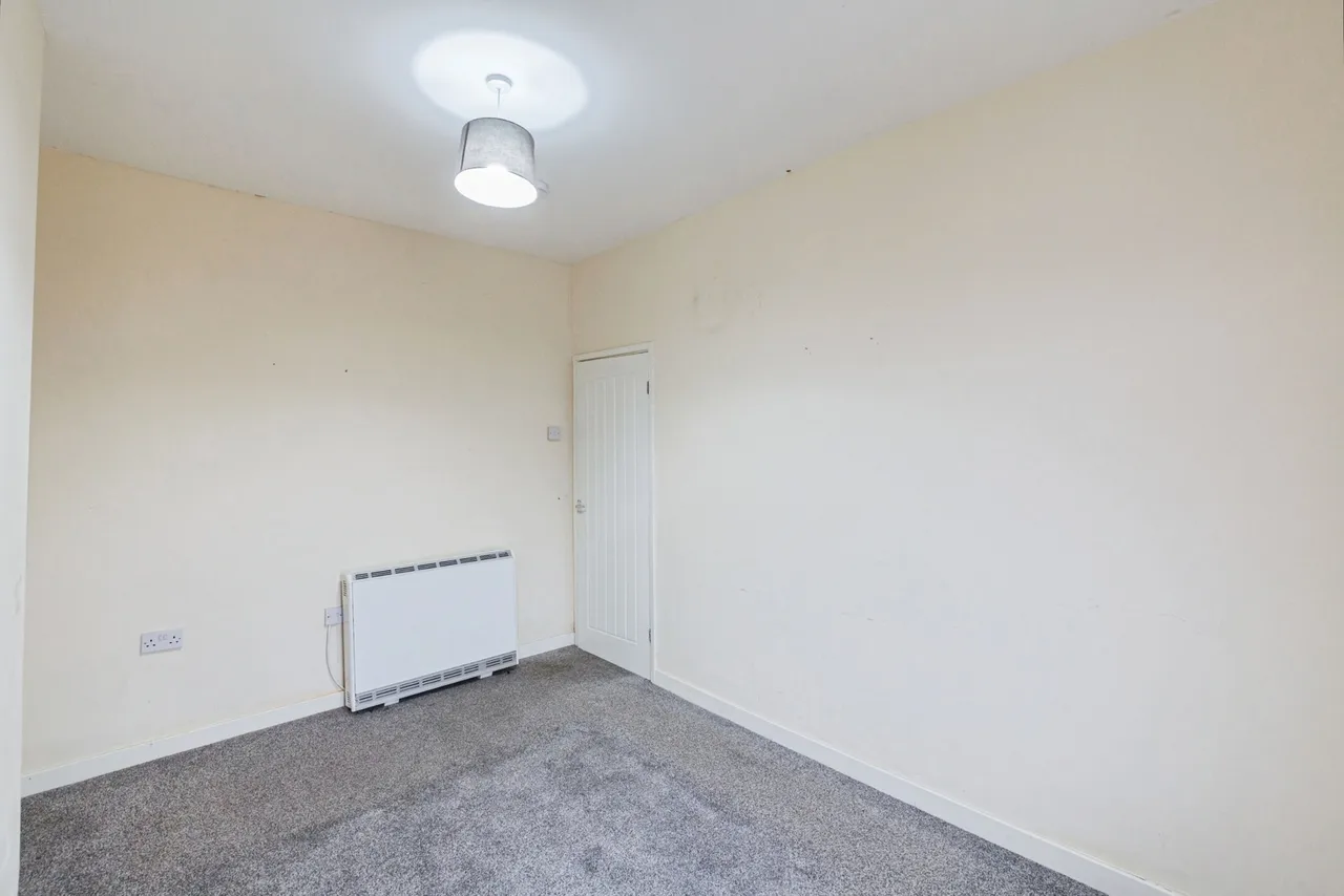 Clarendon Road, Blackpool, FY1, photo 23