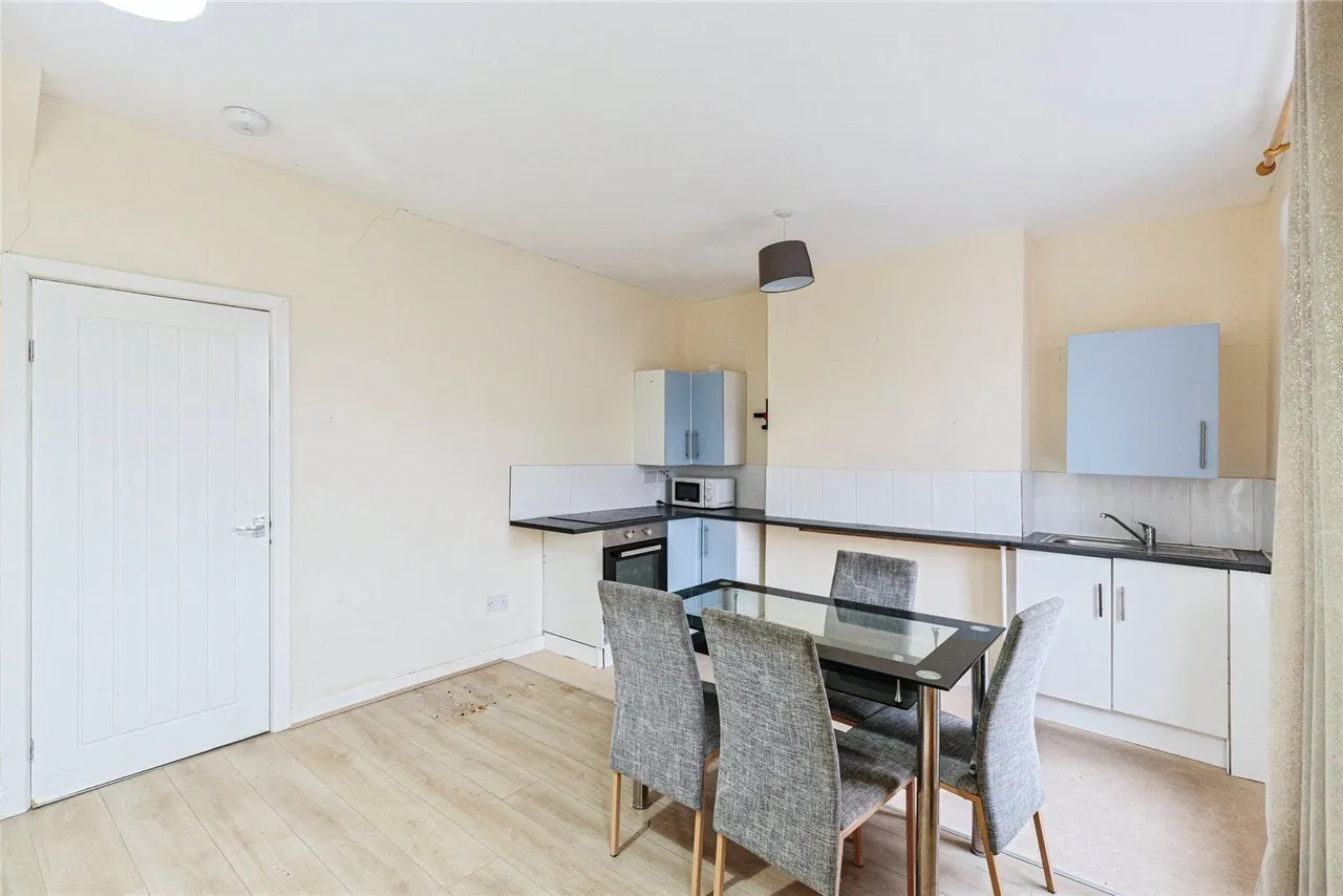 Clarendon Road, Blackpool, FY1, photo 6