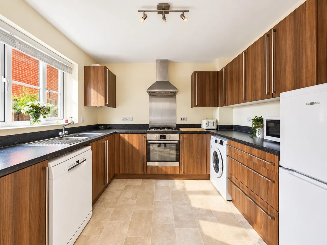 West Wick, Weston-Super-Mare, BS24, photo 5