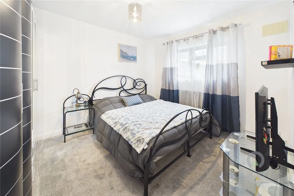 Gorse Close, Northampton, NN2, photo 11