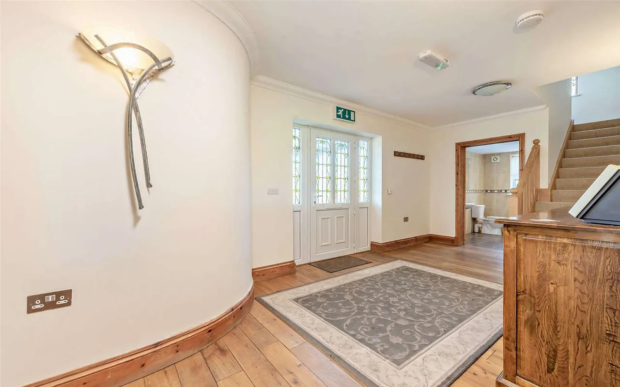 Broadlay, Ferryside, Carmarthenshire, SA17 5UB, photo 5