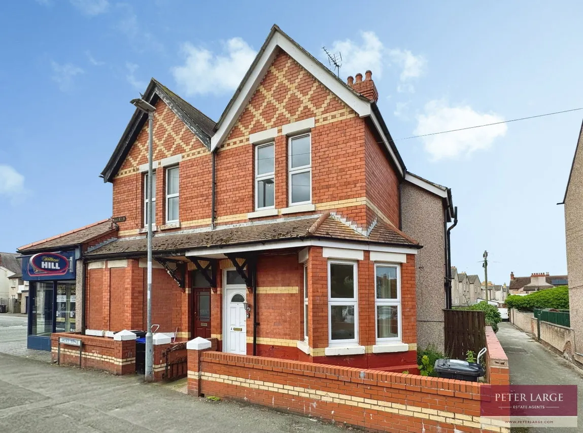 2 bed house for sale — Palace Avenue, Rhyl, Denbighshire, LL18 1HR