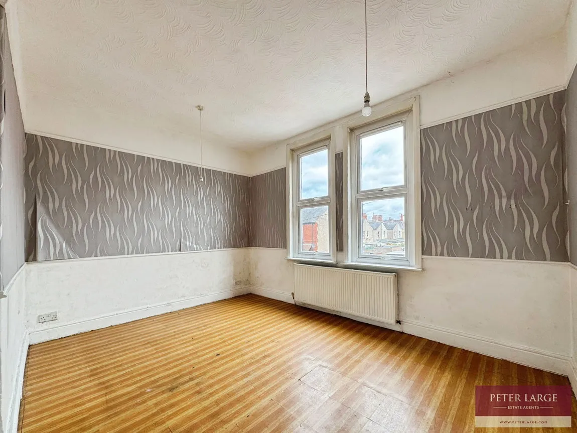 Palace Avenue, Rhyl, Denbighshire, LL18 1HR, photo 8