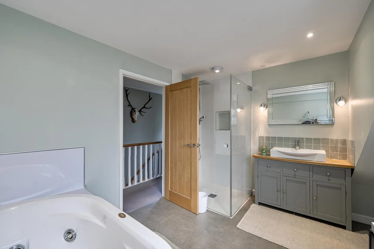 Lower Kingswood, Tadworth, KT20, photo 22