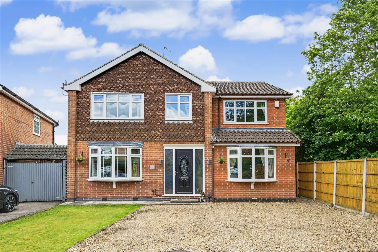 4 bed house for sale, Briar Avenue, Sandiacre, NG10