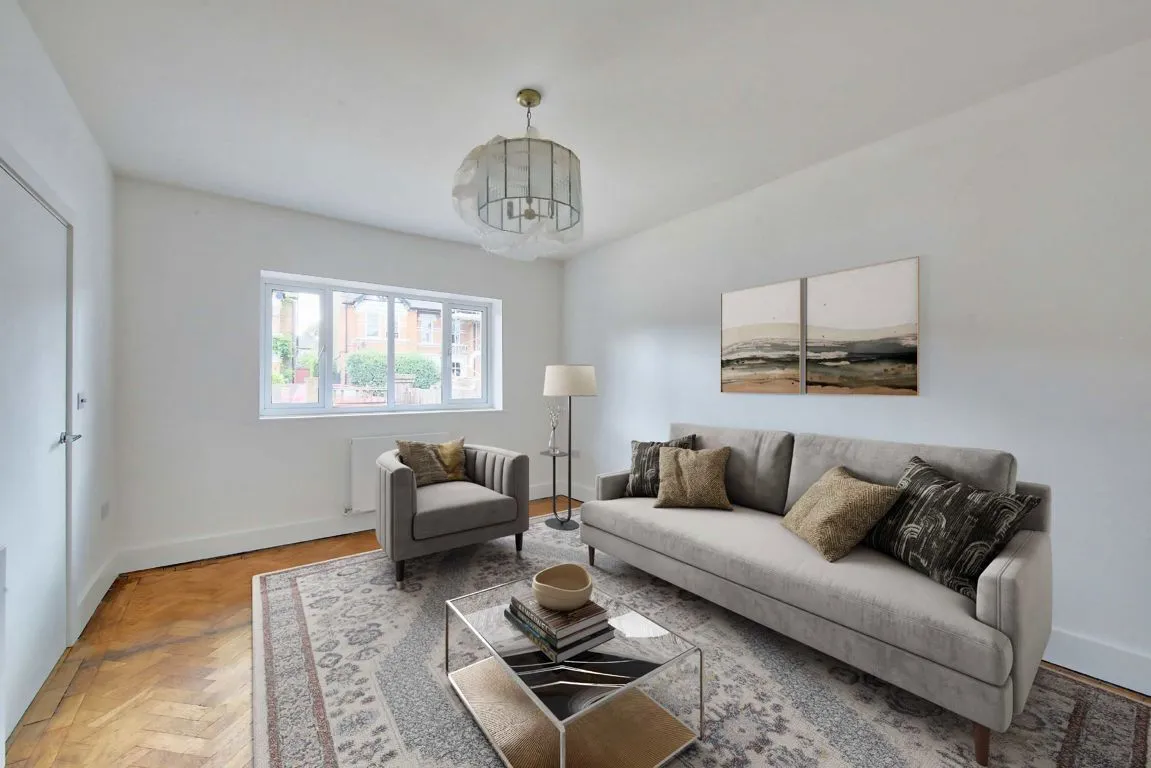 Kingston Road, TW11, photo 5