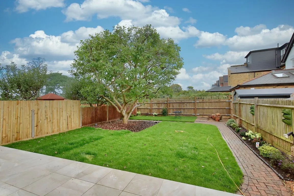 Kingston Road, TW11, photo 6