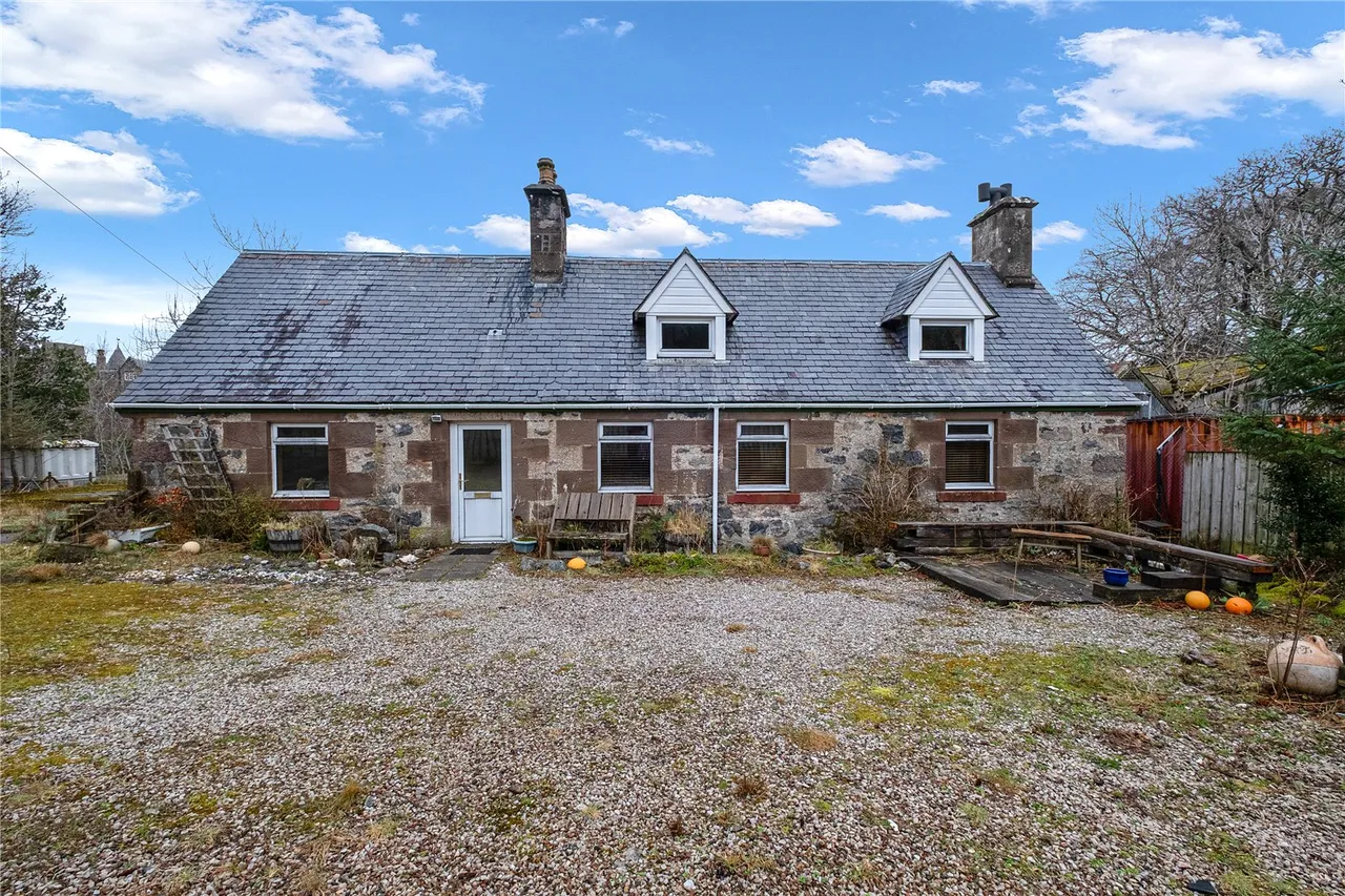The Cottage, Culag Square, Lochinver, Lairg, IV27 4LE, photo 25