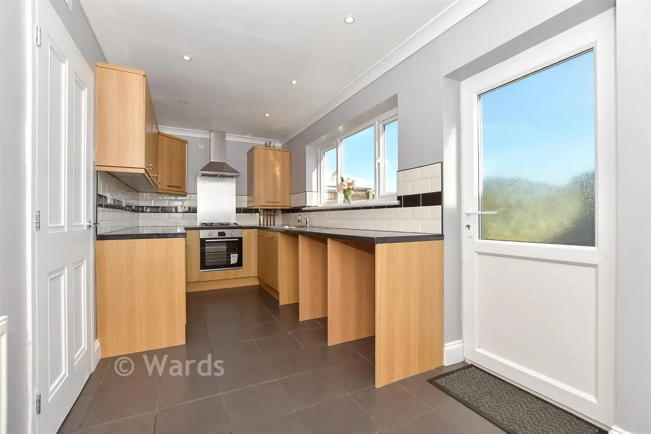 Redsull Avenue, Deal, CT14, photo 6