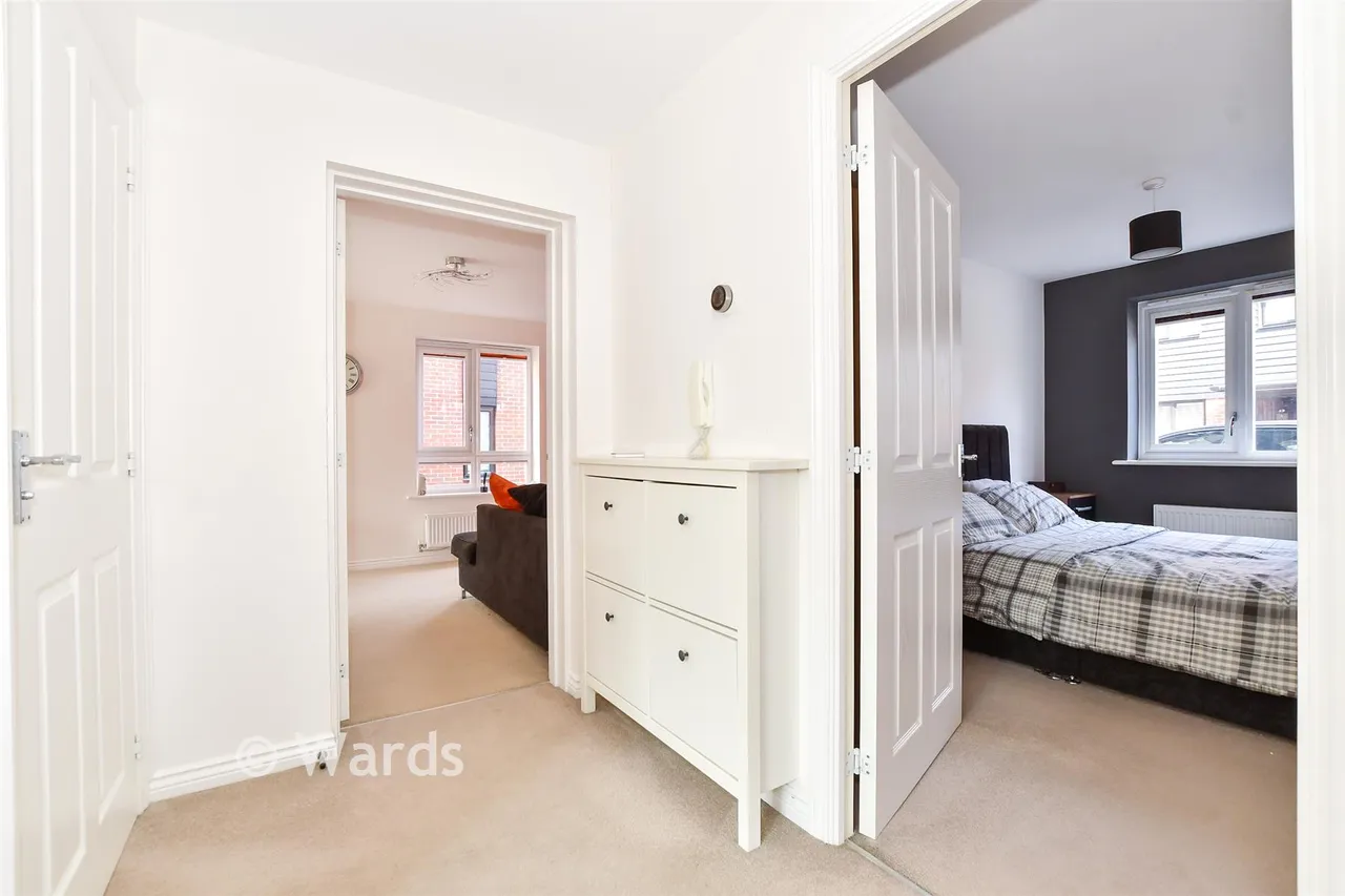 Hawley Drive, Leybourne, ME19, photo 6