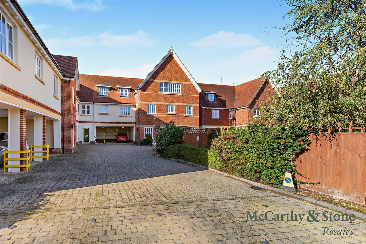 Parsonage Barn Lane, Ringwood, BH24, photo 15