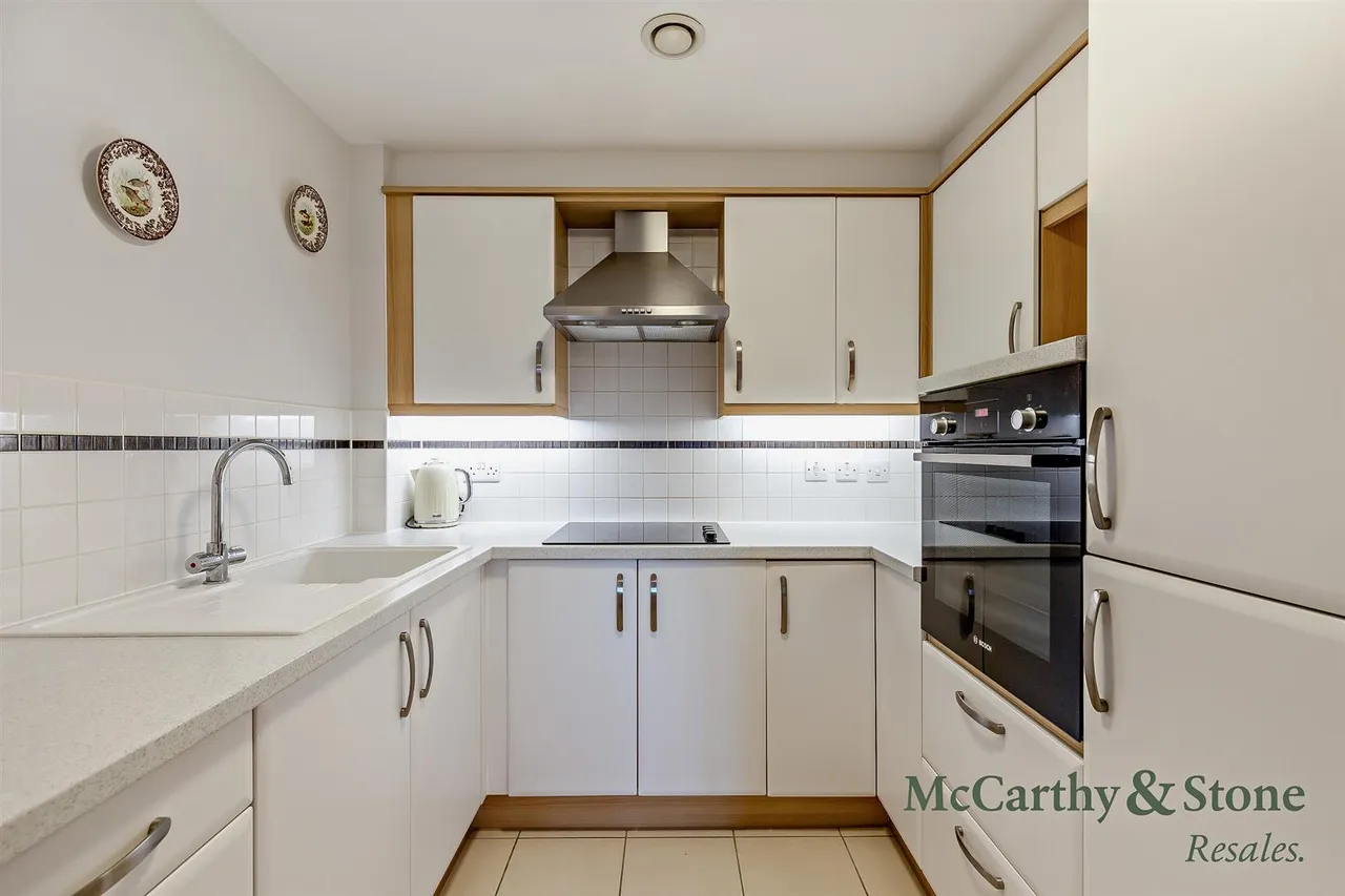Parsonage Barn Lane, Ringwood, BH24, photo 7