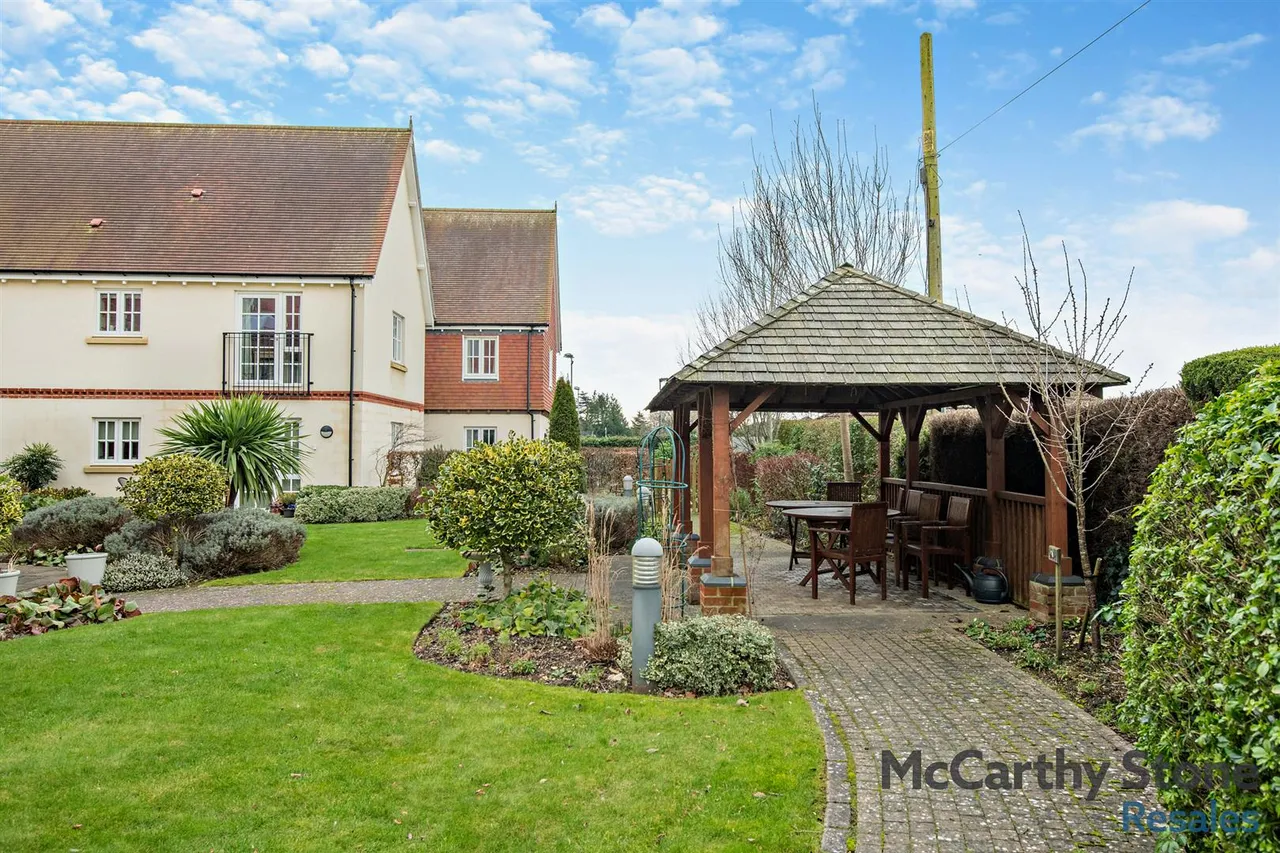 Parsonage Barn Lane, Ringwood, BH24, photo 17