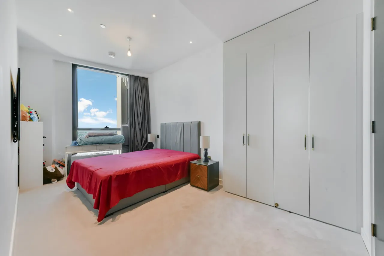 Carnation Way, London, SW8, photo 8