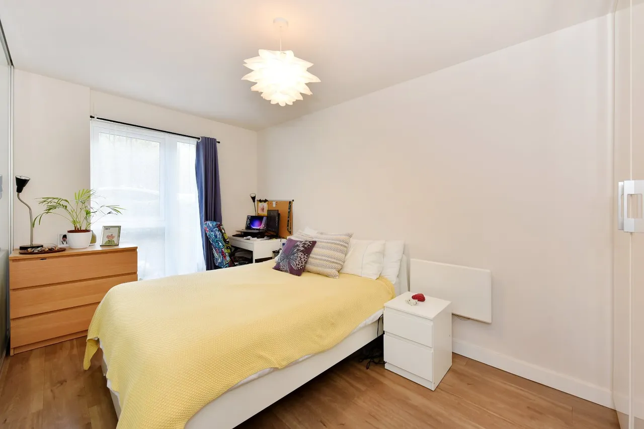 Beaufort Square, Colindale, NW9, photo 5
