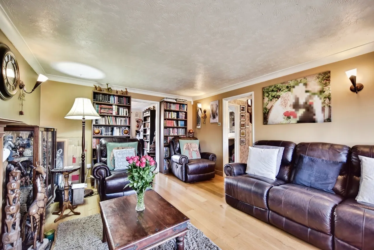 Walsby Drive, Kemsley, Sittingbourne, Kent, ME10, photo 18