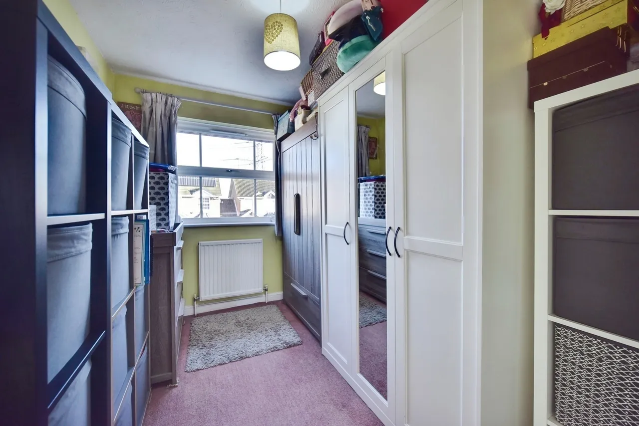 Walsby Drive, Kemsley, Sittingbourne, Kent, ME10, photo 8