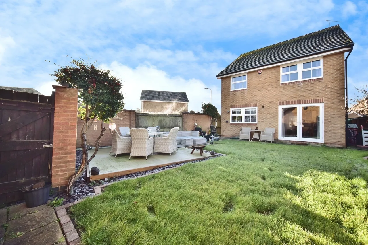 Walsby Drive, Kemsley, Sittingbourne, Kent, ME10, photo 13