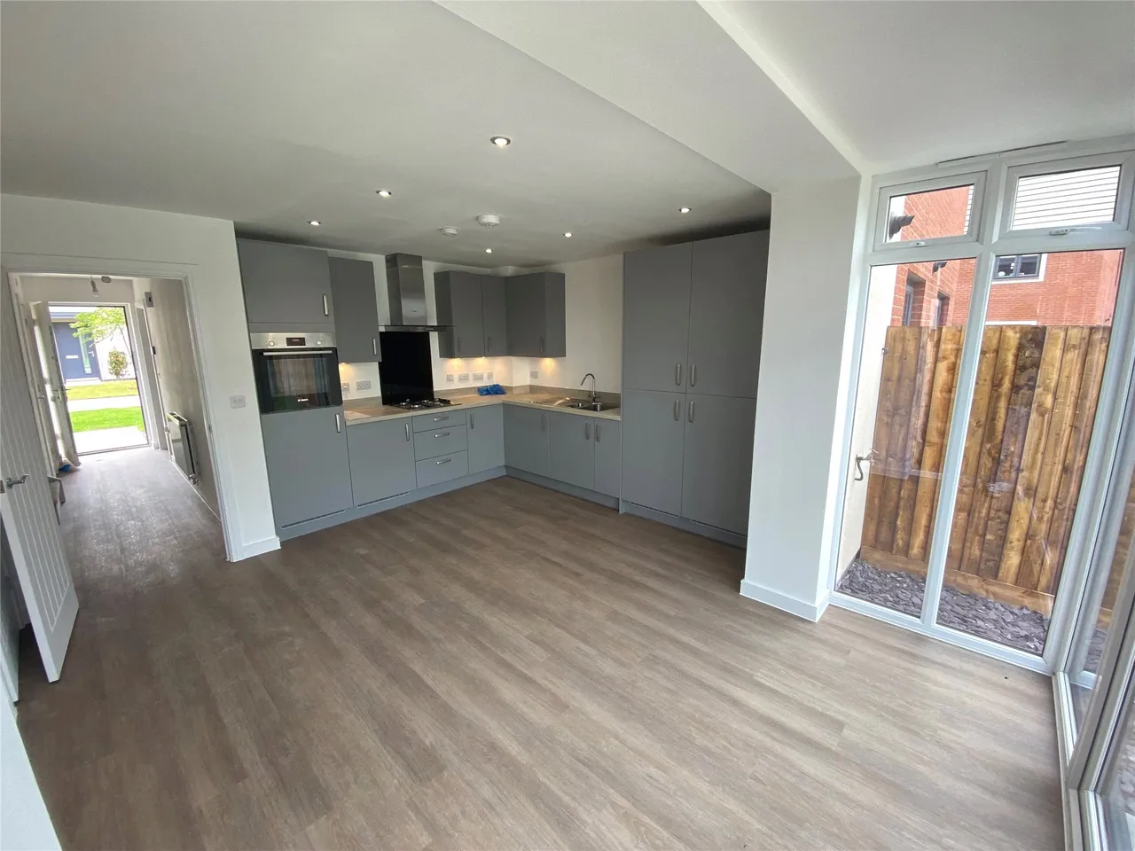 Whittle Way, Gloucestershire, Brockworth, GL3 4ZF, photo 4