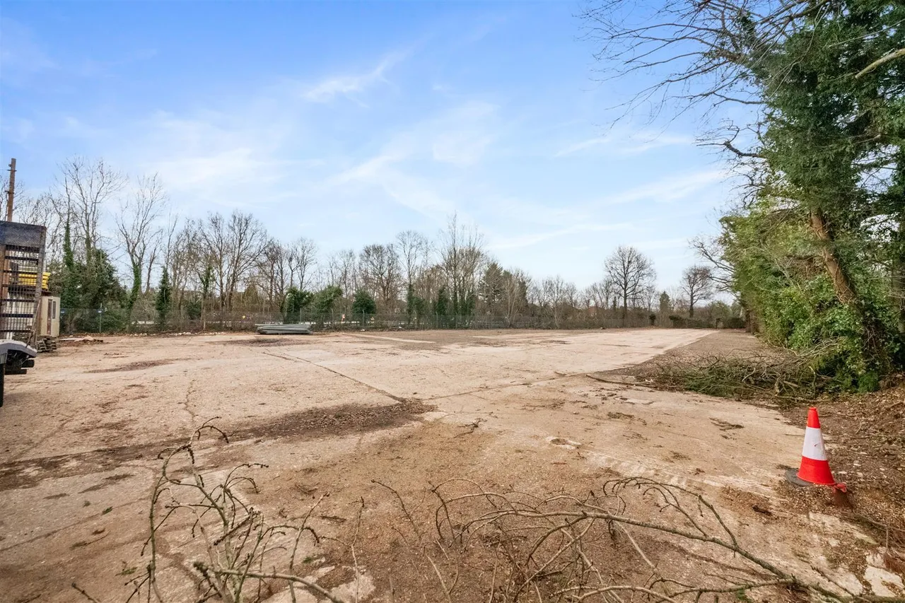 Field End Road, Ruislip, photo 5