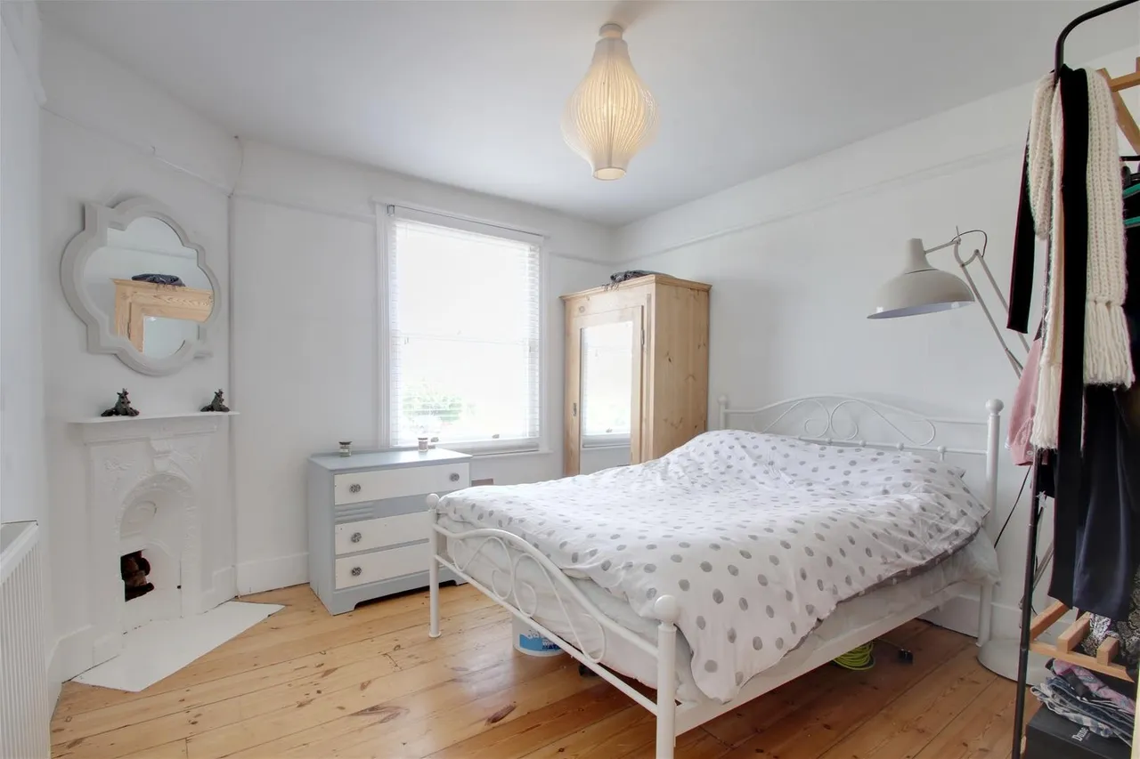 Northcourt Road, Worthing, photo 11