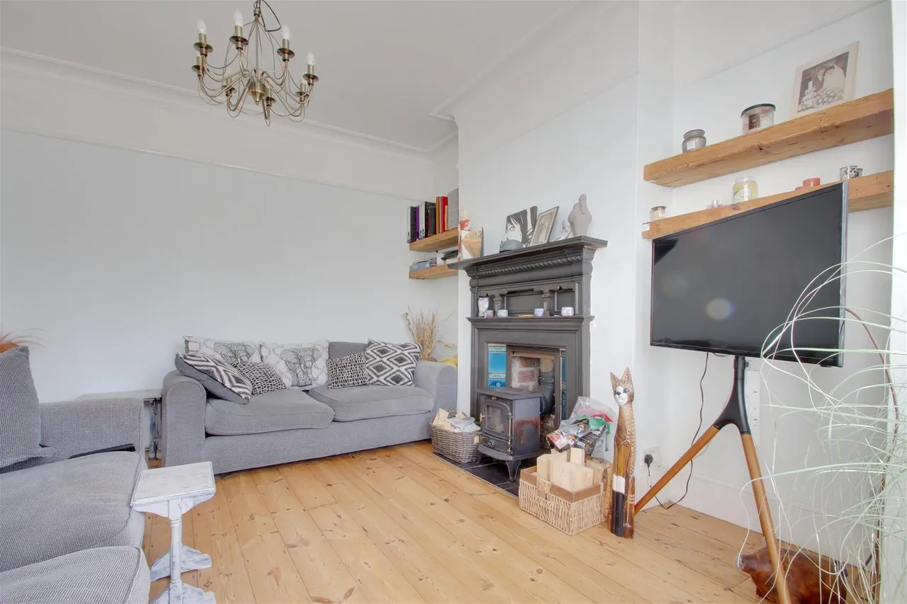 Northcourt Road, Worthing, photo 7