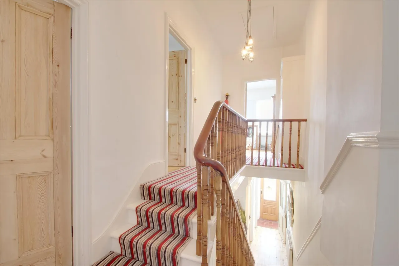 Northcourt Road, Worthing, photo 14