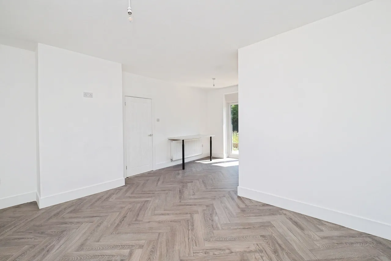 Averton Square, Wollaton, Nottingham, NG8, photo 9