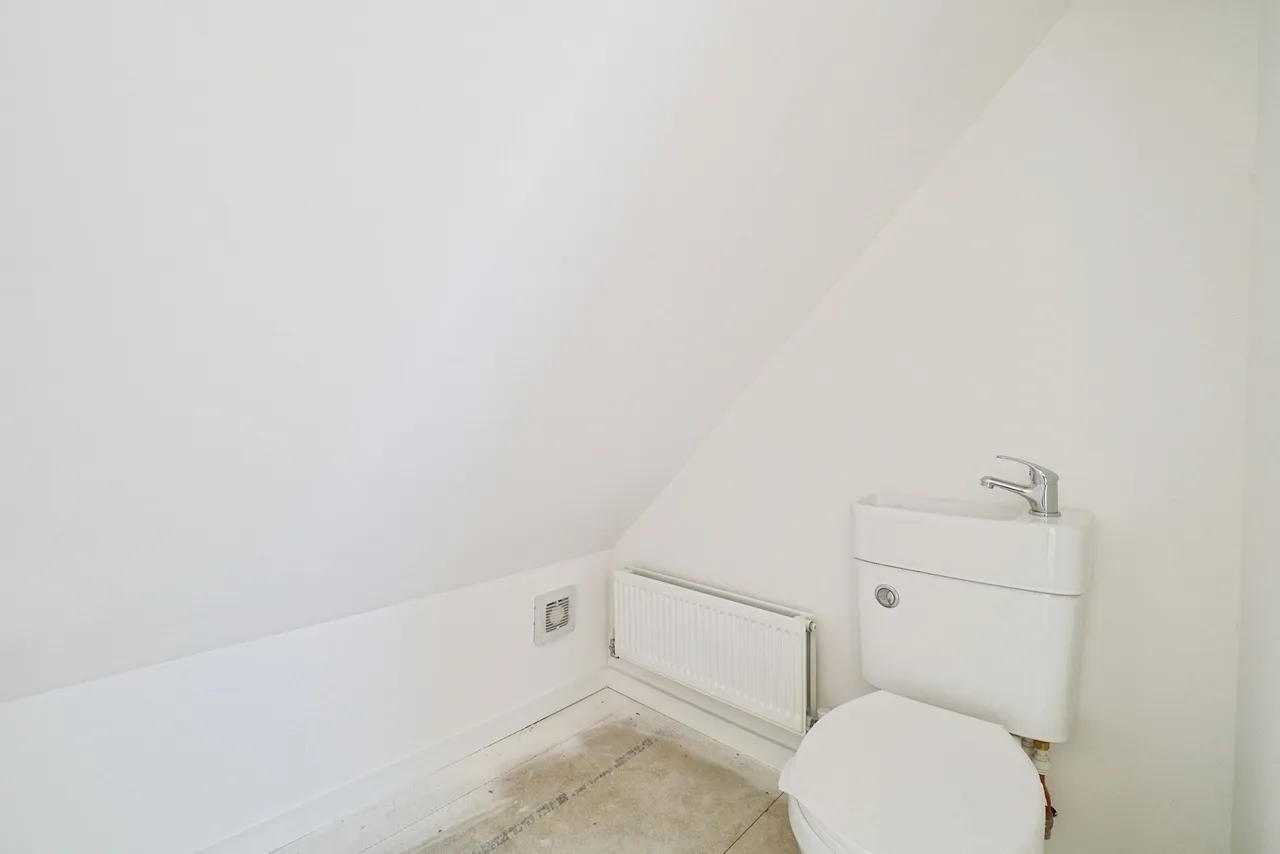 Averton Square, Wollaton, Nottingham, NG8, photo 11