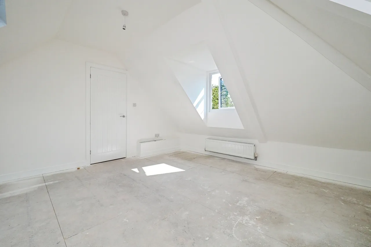 Averton Square, Wollaton, Nottingham, NG8, photo 13