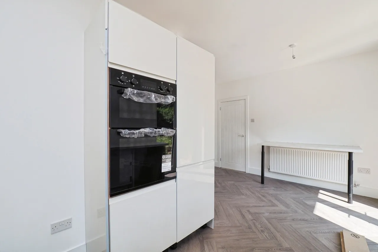 Averton Square, Wollaton, Nottingham, NG8, photo 6
