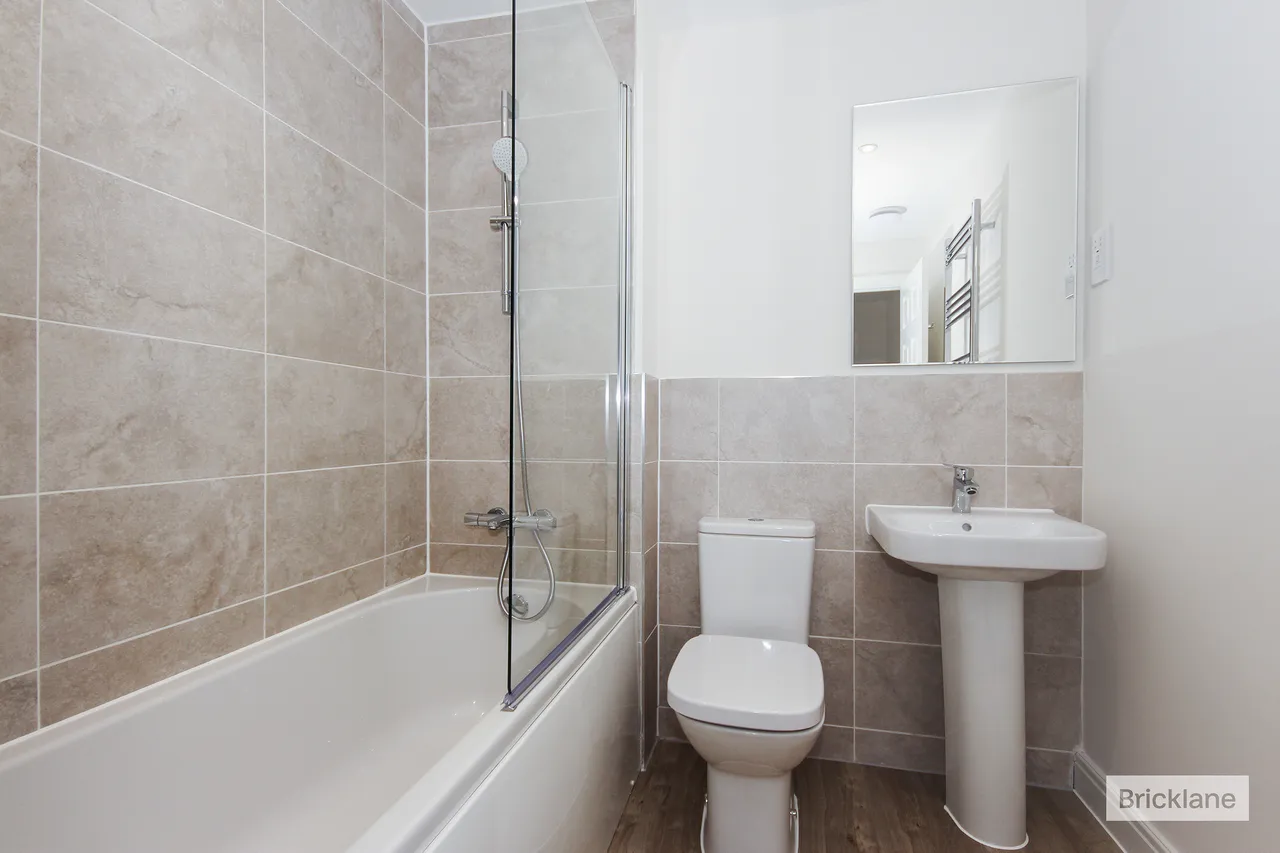 Meadow House Drive, COVENTRY, photo 9