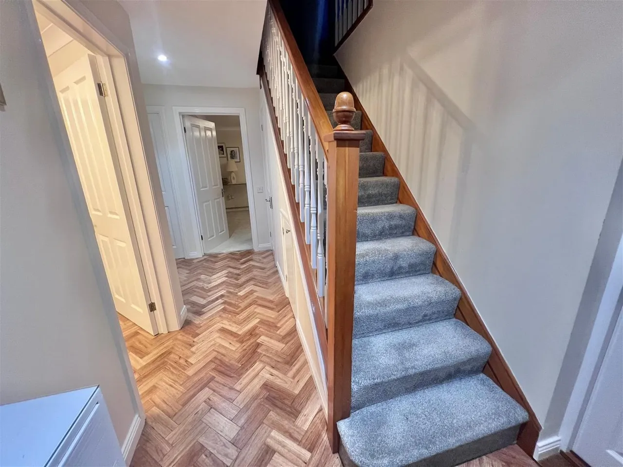 Sorrel Way, Gillingham, Dorset SP8 4TP, photo 9
