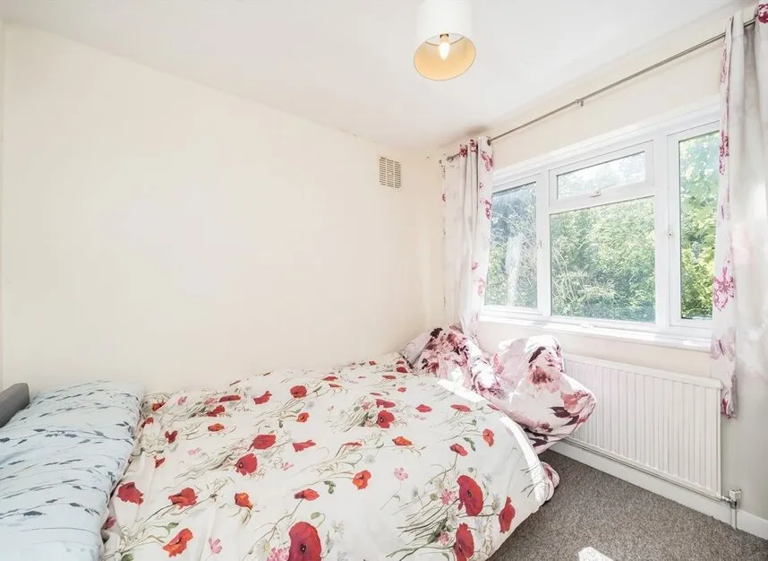 Coombe Lane, West Wimbledon, SW20, photo 4