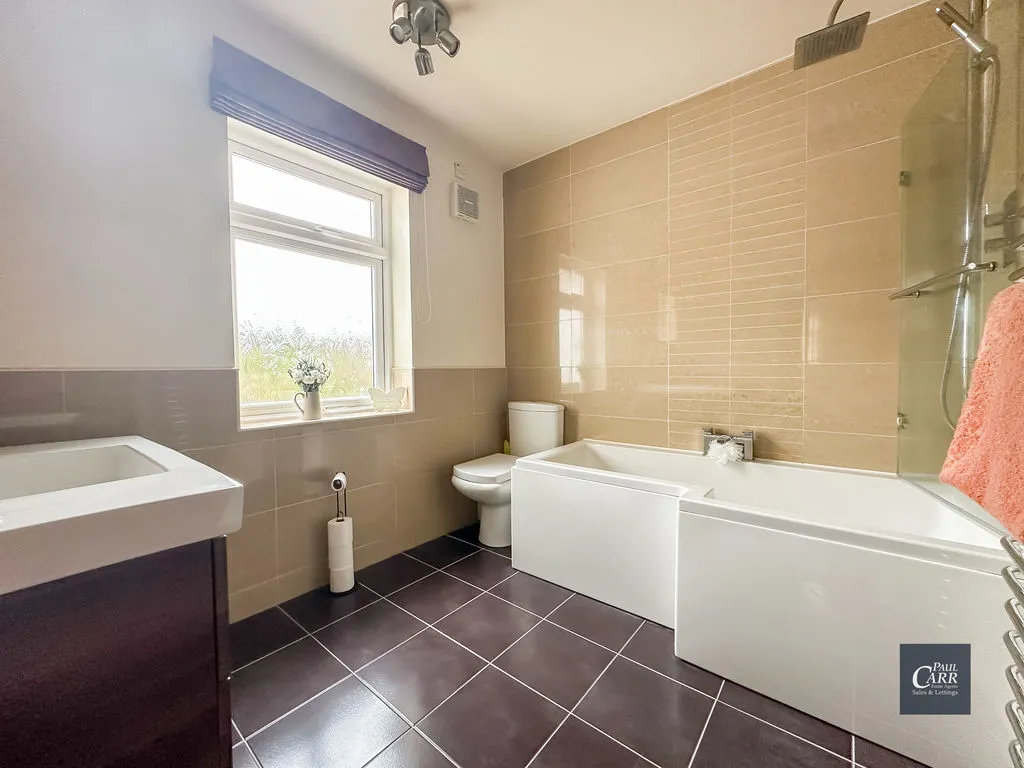 Aldridge Road, Streetly, B74, photo 33