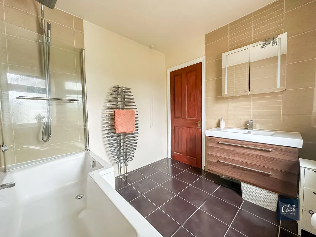 Aldridge Road, Streetly, B74, photo 34