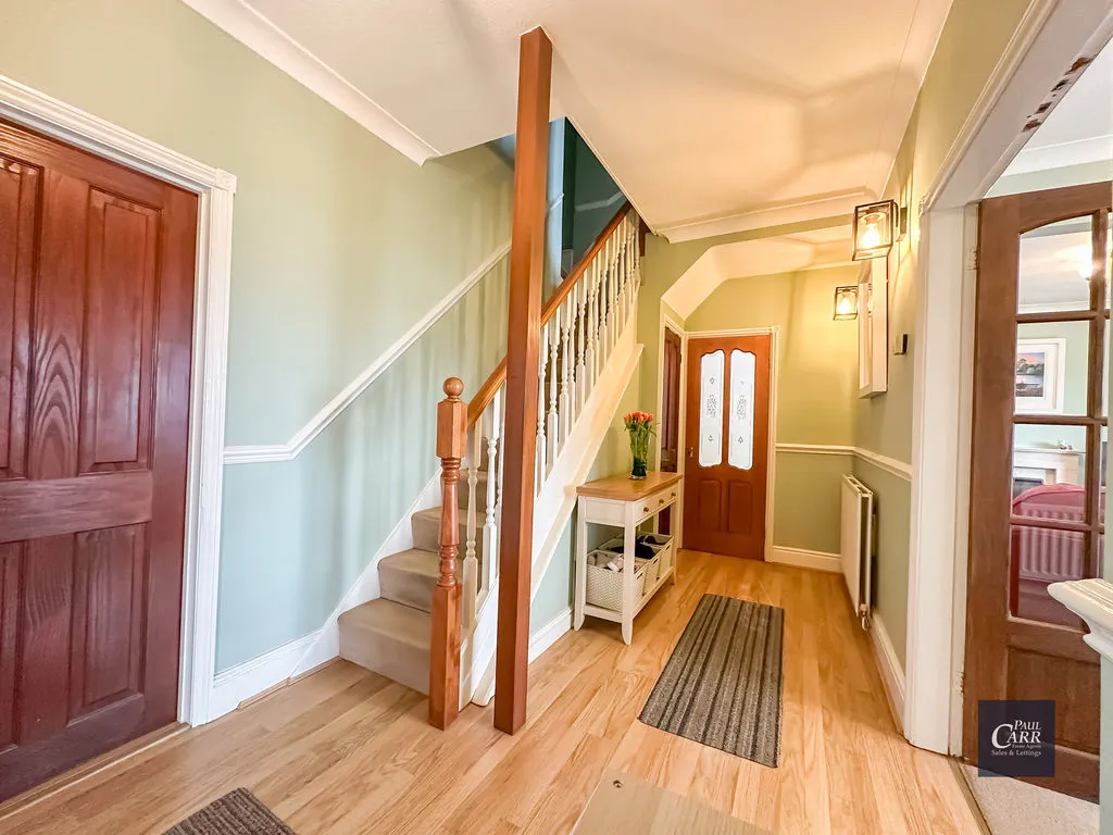 Aldridge Road, Streetly, B74, photo 5