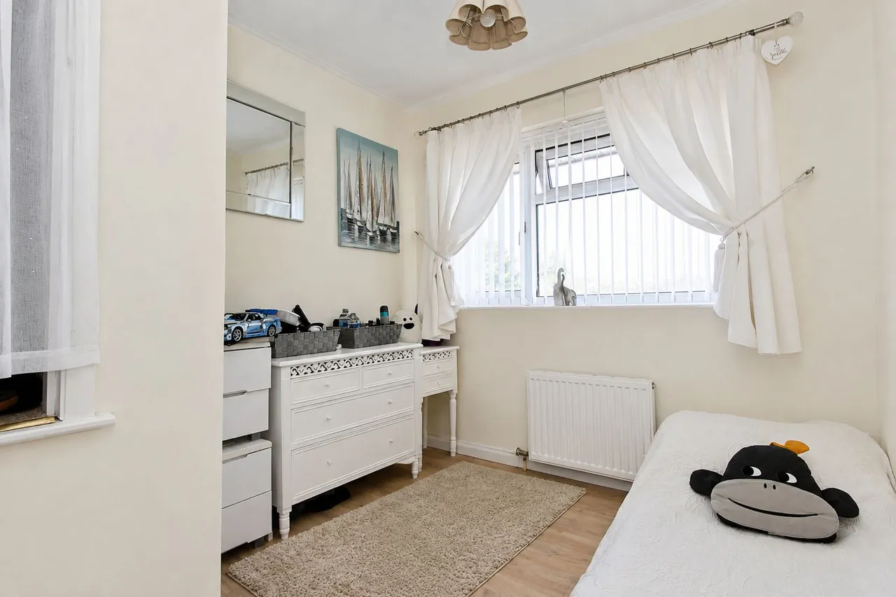 Charles Close, Thornbury, photo 15